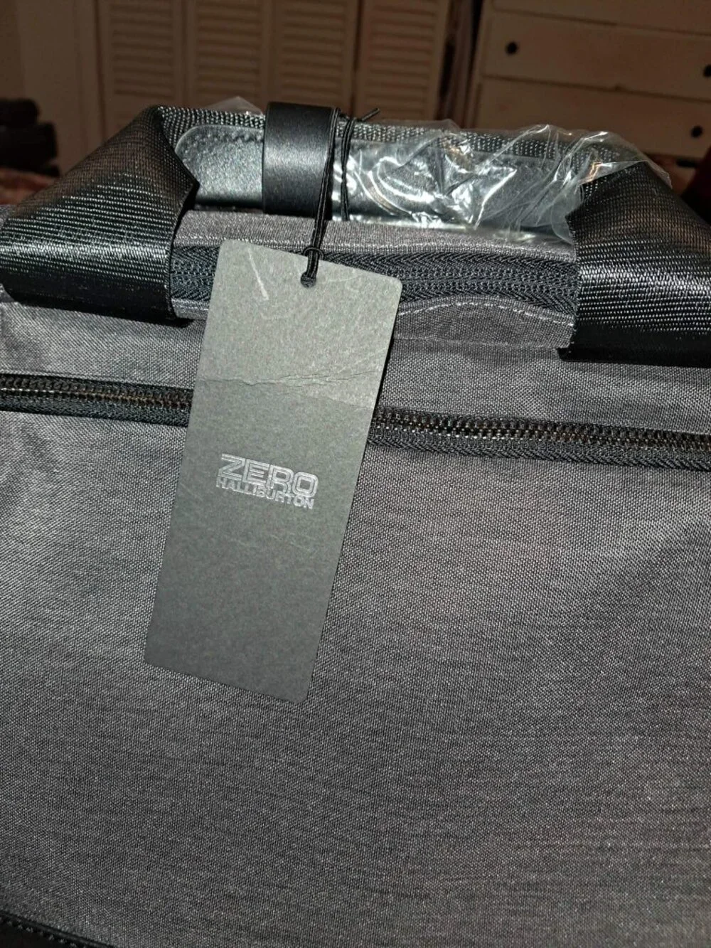 ZERO HALLIBURTON LIGHTWEIGHT BUSINESS CONVERTIBLE BAG NEW